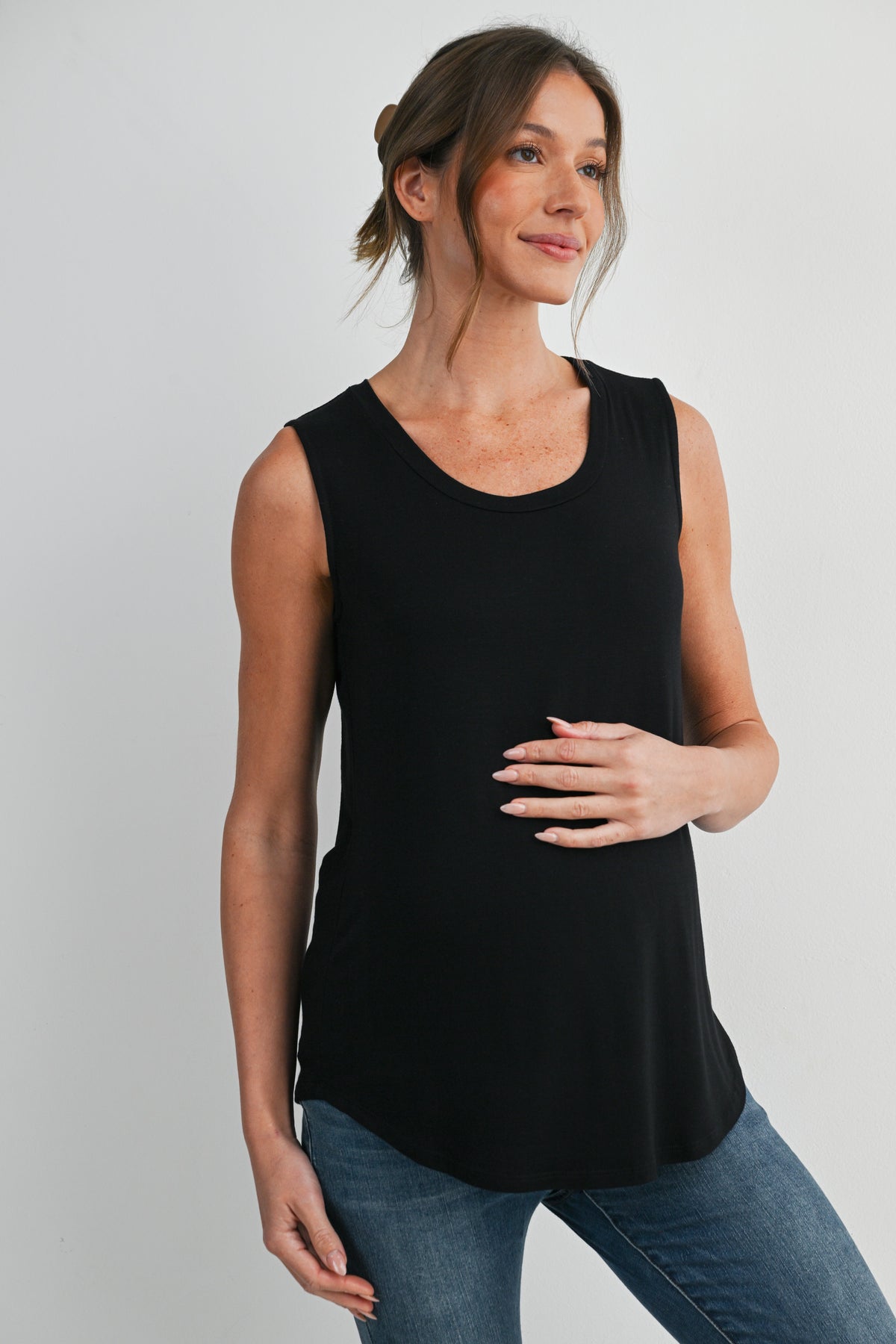 Black Casual Scoop Neck Discreet Side Access Maternity Nursing Tank Top Side View