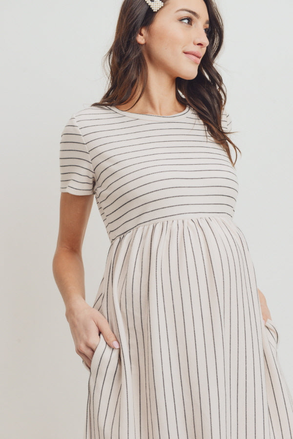Cream Short Sleeve Stripe w/Side Pocket Maternity Dress