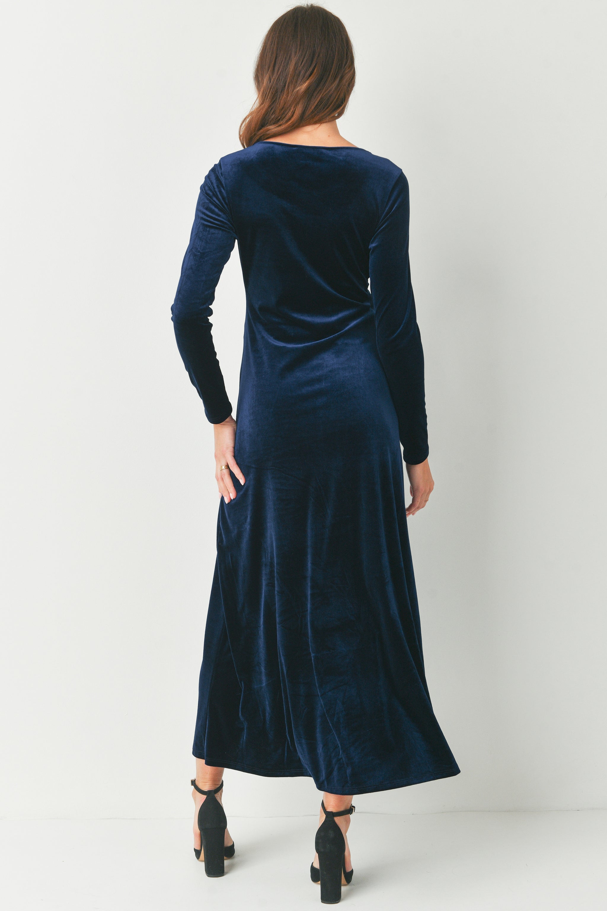 ワンピース herlipto Embroidered Velour Midi Dress Her lip to - herlipto Embroidered Velour Midi Dressの通販 by