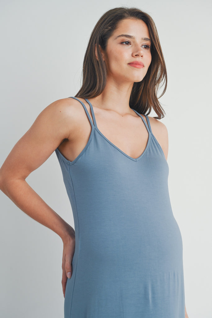 Chambray Hi-Lo V Neck Sleeveless Maternity Midi Dress Close Up