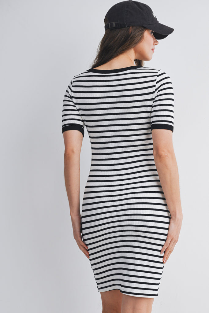 Casual Striped Short Sleeve Maternity Dress CREAM/BLACK / LARGE Casual Striped Short Sleeve Maternity Dress CREAM/BLACK / LARGE