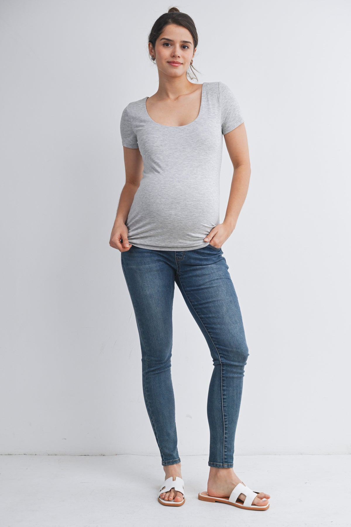Heather Grey Casual Fitted Scoop Neck Short Sleeve Maternity T-Shirt Full Body View