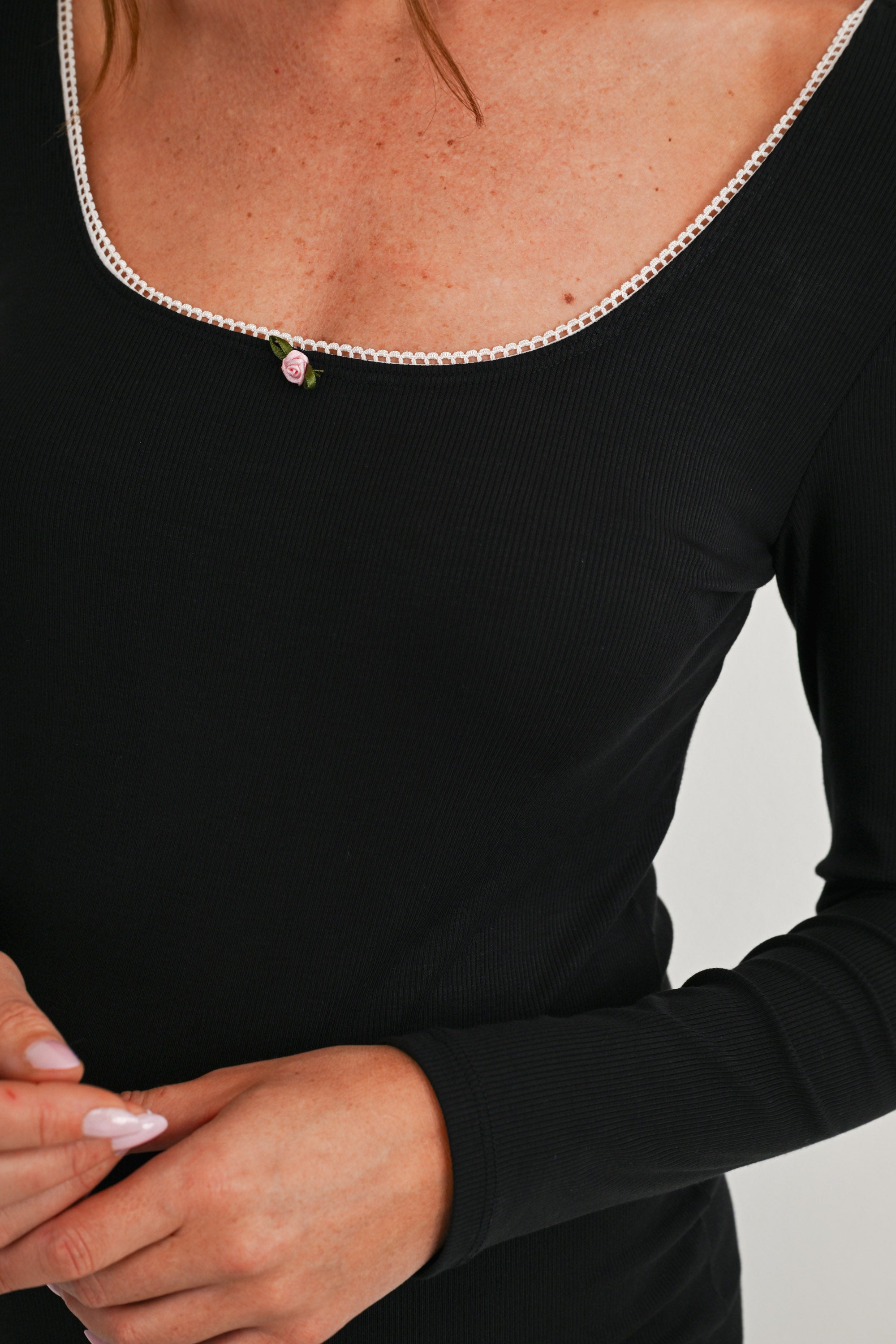 Black Long Sleeve Ribbed Scoop Neck Maternity Midi Dress with Lace Trim Close Up