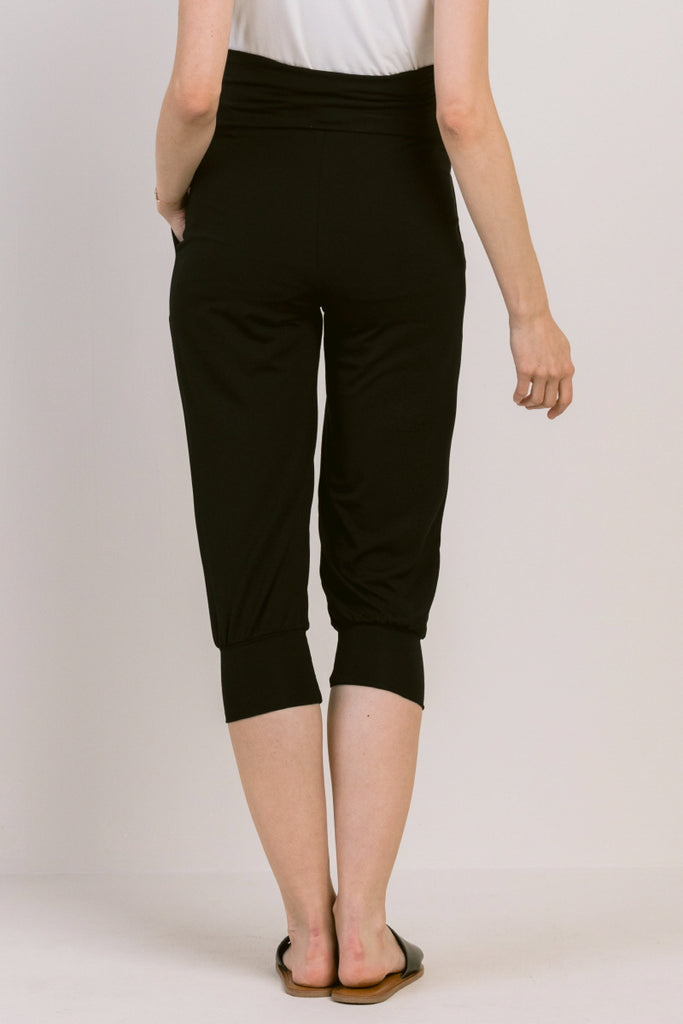 Black Side Pocket Maternity Capri Jogger Pants