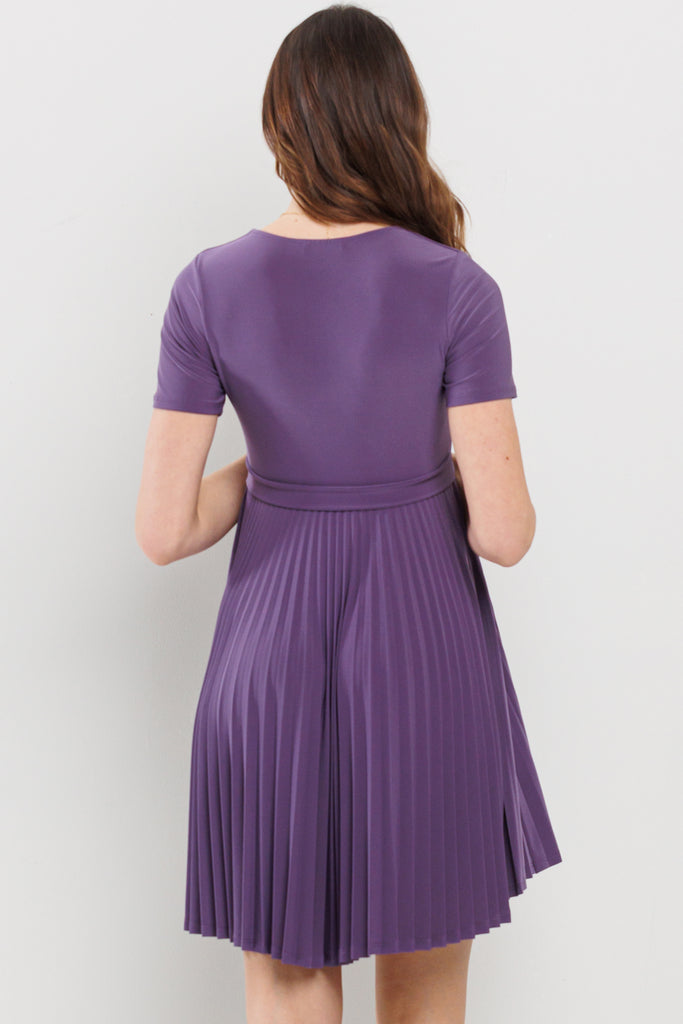 Dusty Purple Pleated V-Neck Short Sleeve Maternity Dress