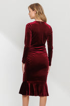 Burgundy Velvet V-Neck Mermaid Hem Maternity Dress